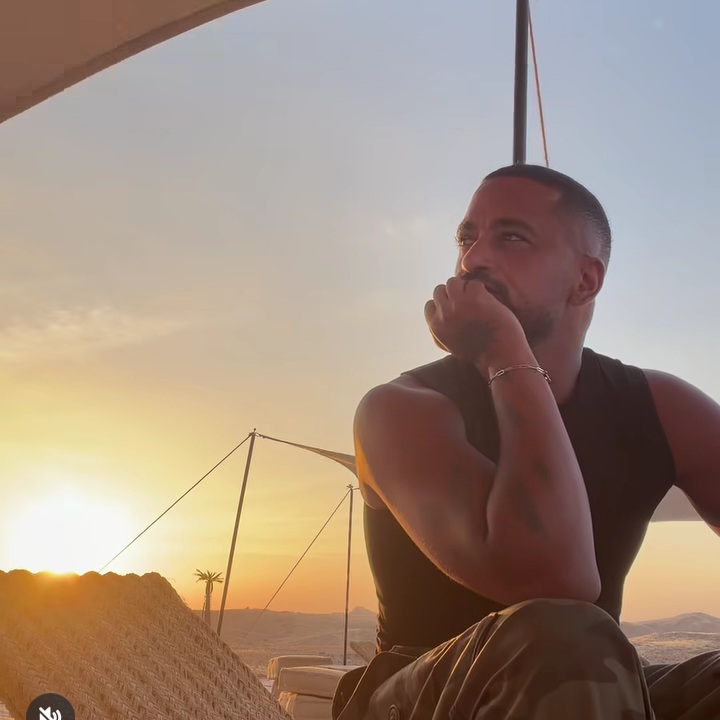 دانلود آهنگ Slimane Ne me laisse pas